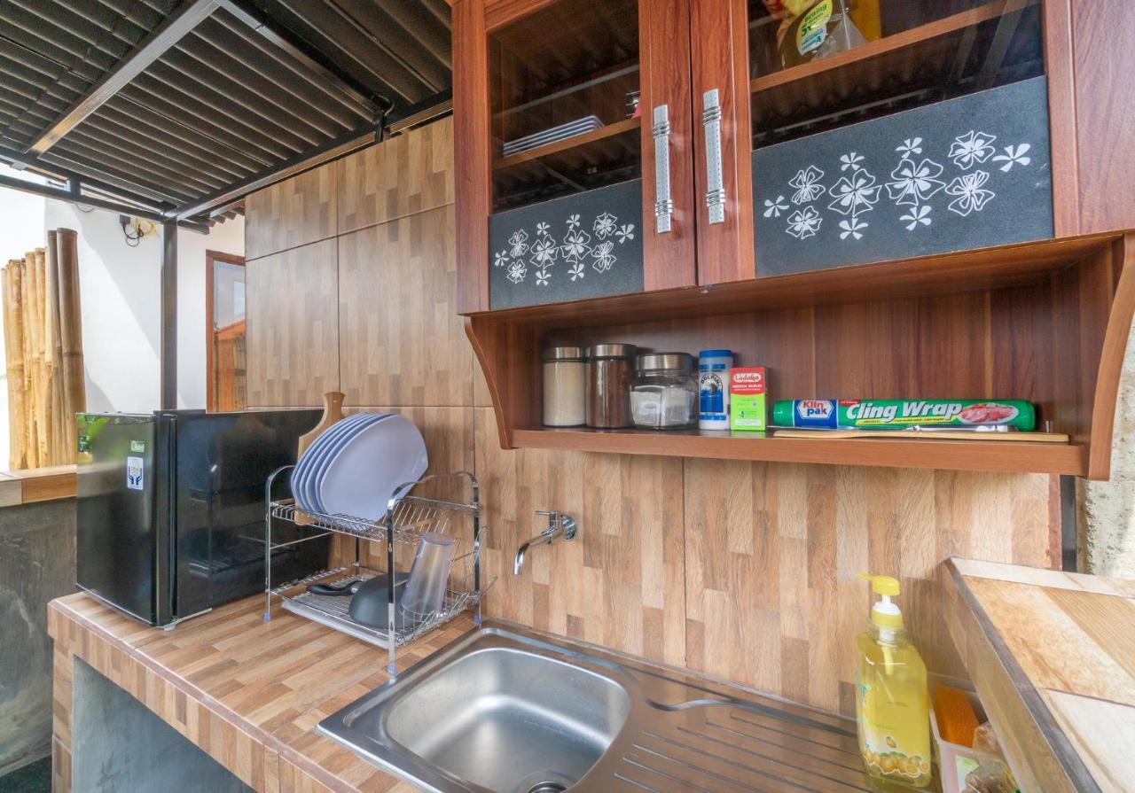 Wooden Puri Guesthouse by Bukit Vista Uluwatu Exterior foto
