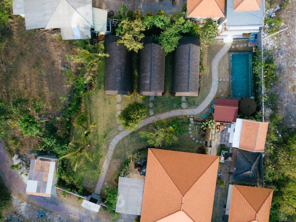 Wooden Puri Guesthouse by Bukit Vista Uluwatu Exterior foto